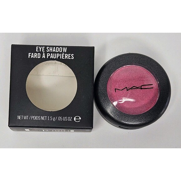 MAC Powder Single Eye Shadow ~ Maira's Mood ~ NEW IN BOX 0.05oz/1.5g - Picture 3 of 7